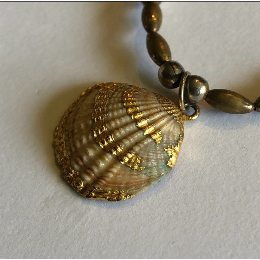 Vintage Shell Beaded Seashell Pendant Boho Necklace - Picture 3 of 5